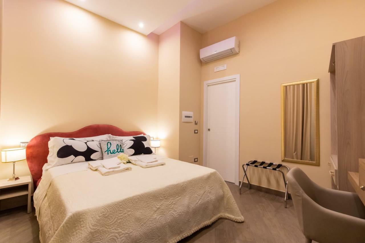 B&B Napoli Holidays מראה חיצוני תמונה